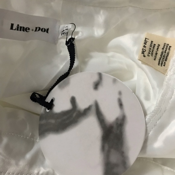 Line & Dot White Romper - Picture 3 of 4